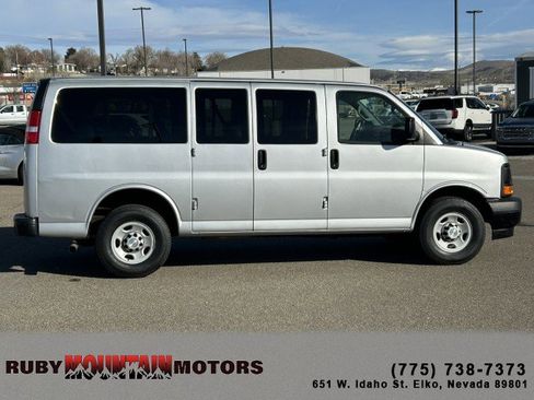 Used 2017 Chevrolet Express 2500 LS image 9
