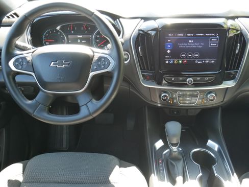 Certified 2023 Chevrolet Traverse LT w/ Midnight/Sport Edition AWD/4WD image 18
