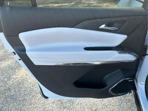 New 2026 Chevrolet Traverse High Country image 42