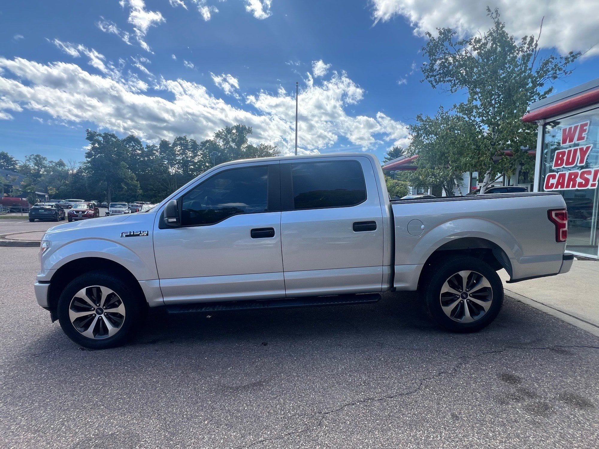 Used 2019 Ford F150 XL w/ Equipment Group 101A Mid AWD/4WD image 4
