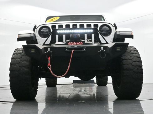 Used 2021 Jeep Gladiator Rubicon AWD/4WD image 46