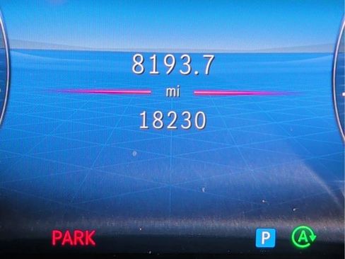 Used 2025 Mercedes-Benz GLS 450 4MATIC image 38