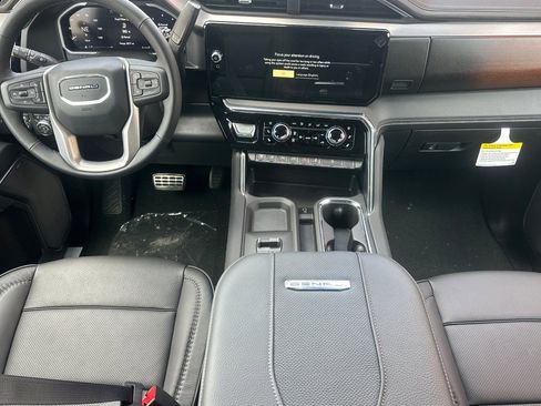 New 2026 GMC Sierra 3500 Denali AWD/4WD image 14