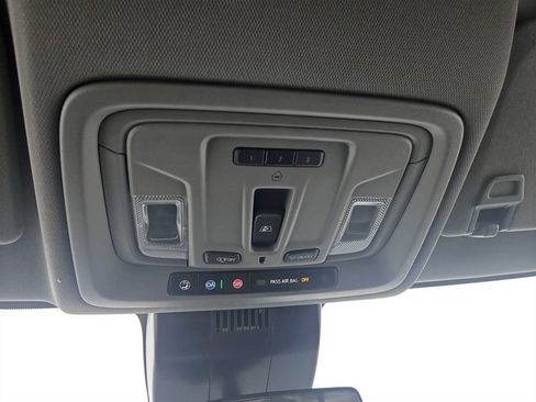 Used 2024 Chevrolet Silverado 1500 LT image 22