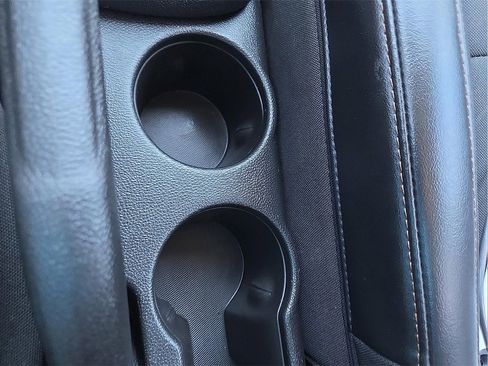 Used 2018 Chevrolet Trax LT w/ LT Convenience Package image 20