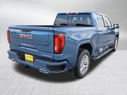 New 2026 GMC Sierra 1500 Denali w/ Technology Package AWD/4WD image 7