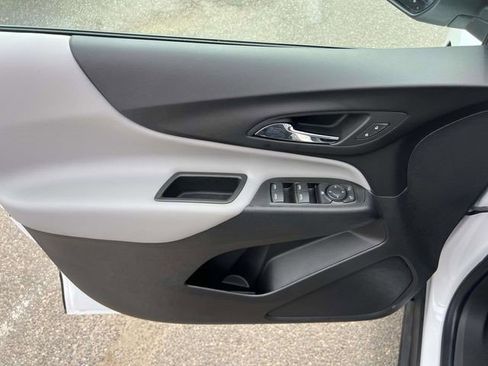 Certified 2024 Chevrolet Equinox LS image 14