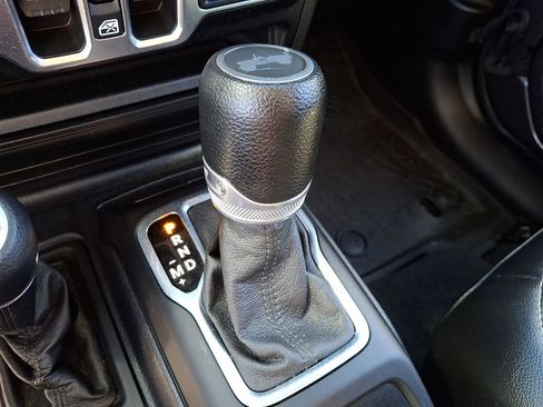 Used 2020 Jeep Wrangler Unlimited Sport AWD/4WD image 15