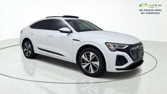 Used 2024 Audi Q8 e-tron Premium Plus w/ Premium Plus Package AWD/4WD image 1