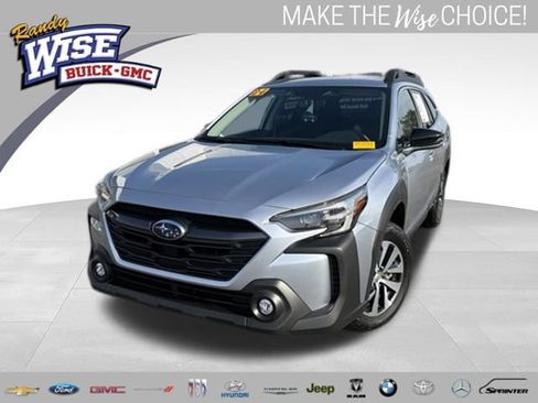 Used 2024 Subaru Outback Premium w/ Popular Package #1A AWD/4WD image 1