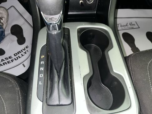 Used 2022 Chevrolet Colorado LT w/ Fleet Safety Package image 21