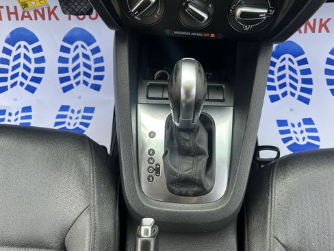 Used 2012 Volkswagen Jetta SE FWD image 19