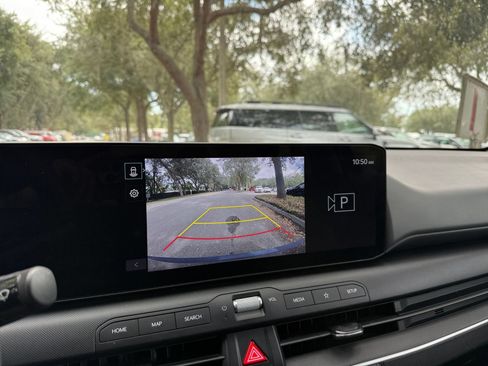 Used 2025 Kia K4 FWD image 18