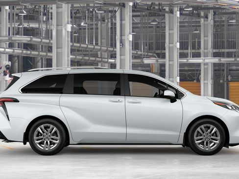 New 2026 Toyota Sienna Limited AWD/4WD image 12