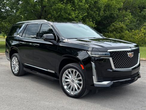 Used 2024 Cadillac Escalade Premium Luxury AWD/4WD image 1
