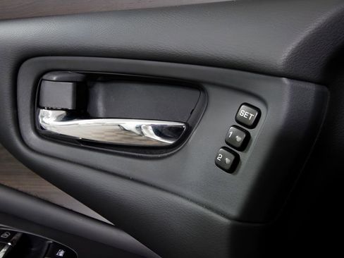 Used 2024 Nissan Murano Platinum w/ Cargo Package image 9