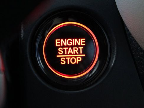 Certified 2023 Honda HR-V LX image 30