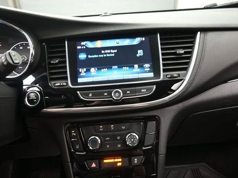 Used 2021 Buick Encore Preferred w/ Safety Package II AWD/4WD image 6
