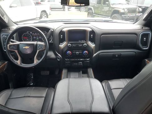 Used 2023 Chevrolet Silverado 2500 High Country w/ Safety Package II AWD/4WD image 12