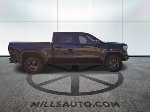 Used 2025 GMC Sierra 1500 AT4X AWD/4WD image 5