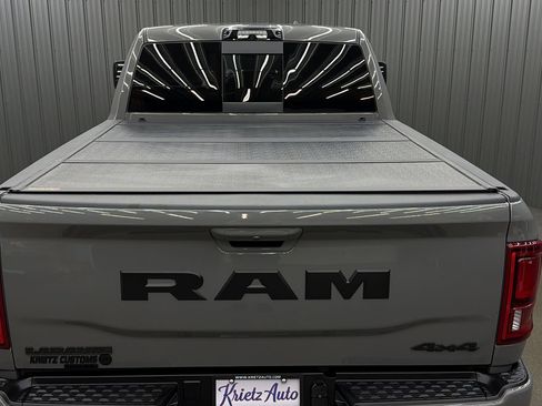 Used 2025 RAM 2500 Laramie AWD/4WD image 17