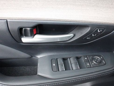 New 2026 Toyota Grand Highlander AWD image 21