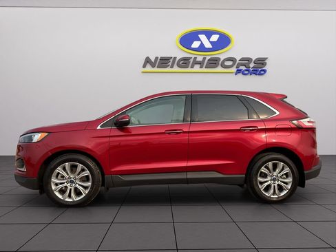 Used 2022 Ford Edge Titanium w/ Class II Trailer Tow Package AWD/4WD image 3