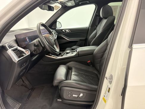 Certified 2024 BMW X5 sDrive40i w/ Premium Package RWD image 5