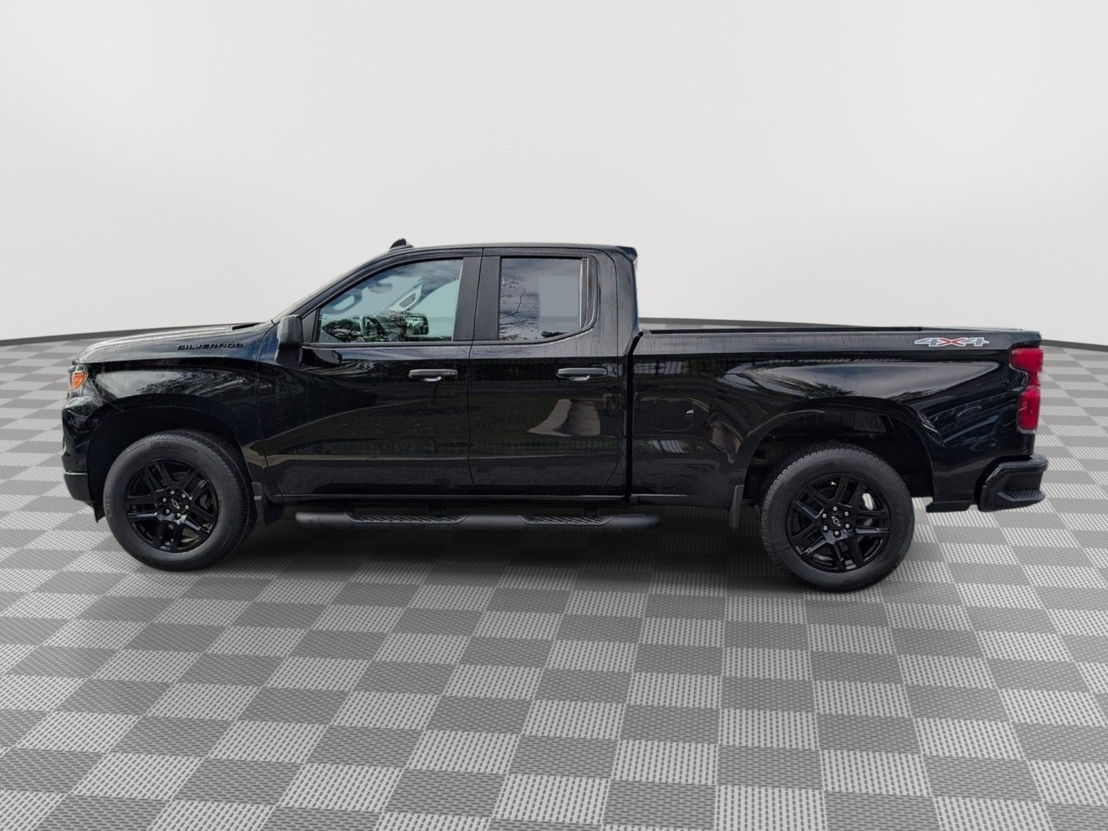 Used 2024 Chevrolet Silverado 1500 Custom w/ Rally Edition AWD/4WD image 2