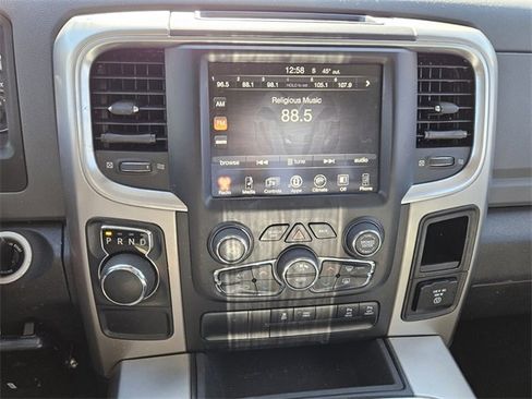 Used 2017 RAM 1500 Big Horn image 17