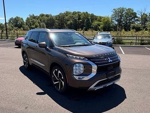 Used 2022 Mitsubishi Outlander SEL AWD/4WD image 2