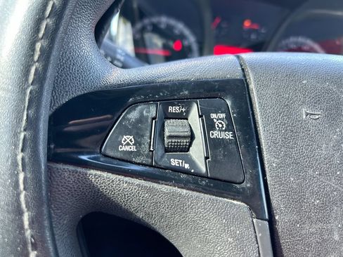 Used 2016 GMC Terrain SLE FWD image 16