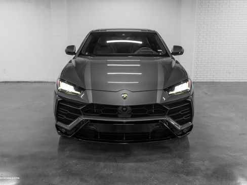Used 2021 Lamborghini Urus image 3