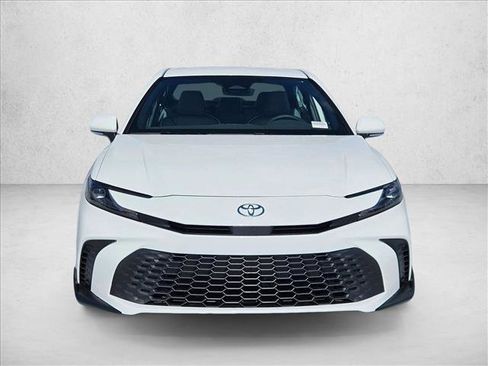 New 2026 Toyota Camry SE FWD image 5