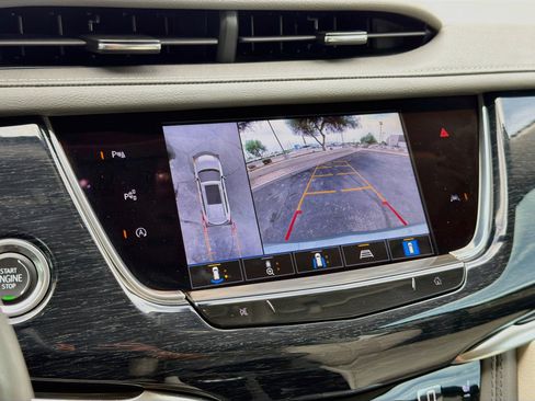 Certified 2024 Cadillac XT6 Premium Luxury w/ Technology Package FWD image 14