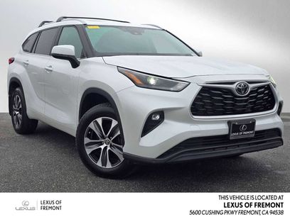 Used 2023 Toyota Highlander XLE