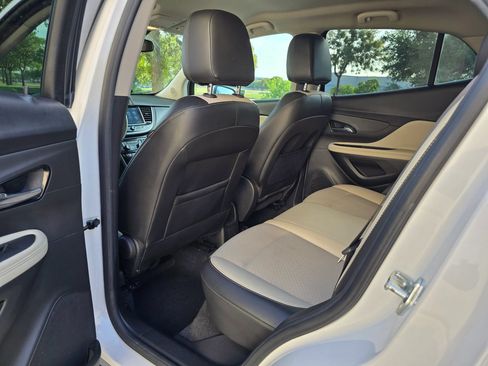 Used 2018 Buick Encore Preferred FWD image 37
