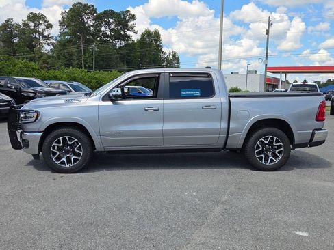 Used 2025 RAM 1500 Laramie w/ Advanced Safety Group II AWD/4WD image 2