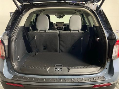 New 2026 Ford Explorer Active w/ Active Comfort Package RWD image 11