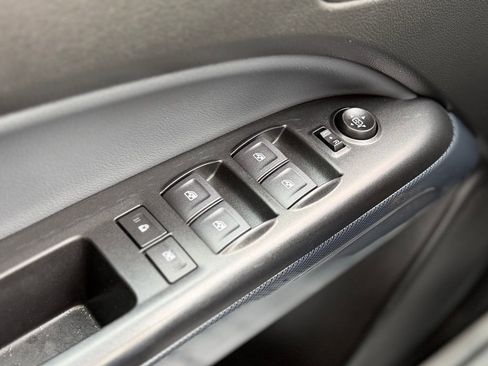 Used 2022 Chevrolet Colorado Z71 image 22