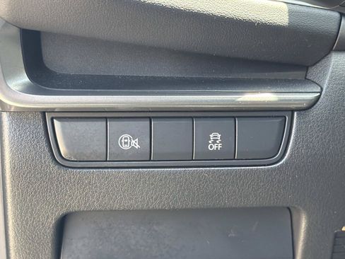 Used 2024 MAZDA MAZDA3 s FWD image 16