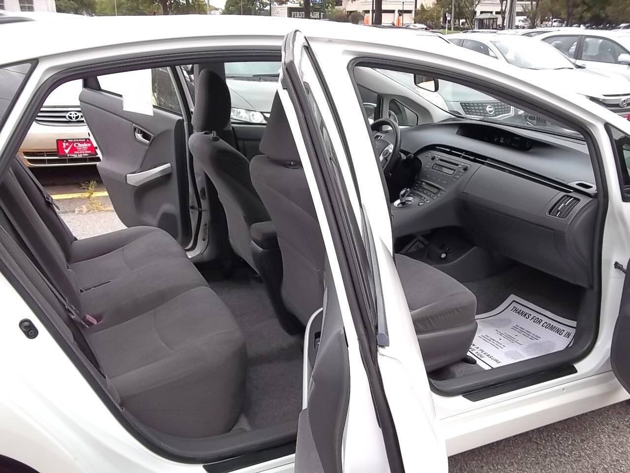 Used 2011 Toyota Prius Two FWD image 9