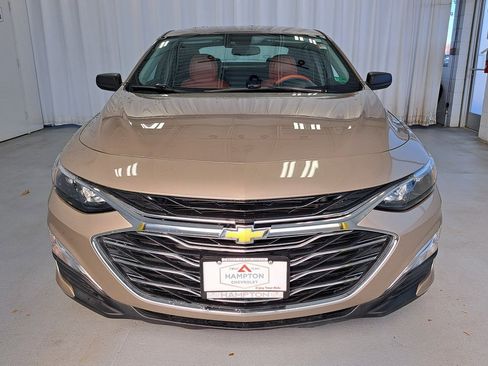Used 2023 Chevrolet Malibu LS image 4