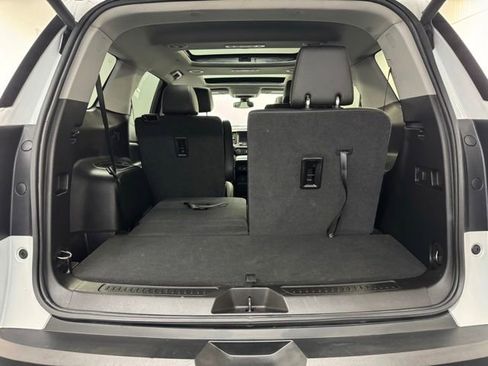 Used 2023 GMC Acadia AT4 w/ GMC Pro Grade Package AWD/4WD image 37