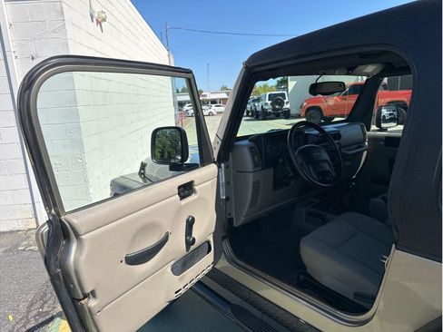 Used 2006 Jeep Wrangler Rubicon image 15