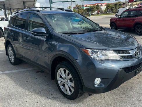 Used 2014 Toyota RAV4 Limited image 3