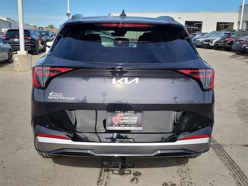 New 2026 Kia Sportage SX image 4