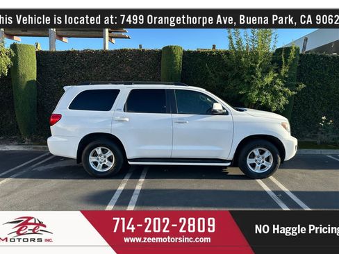 Used 2008 Toyota Sequoia SR5 image 4