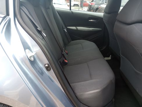 Used 2020 Toyota Corolla LE FWD image 12