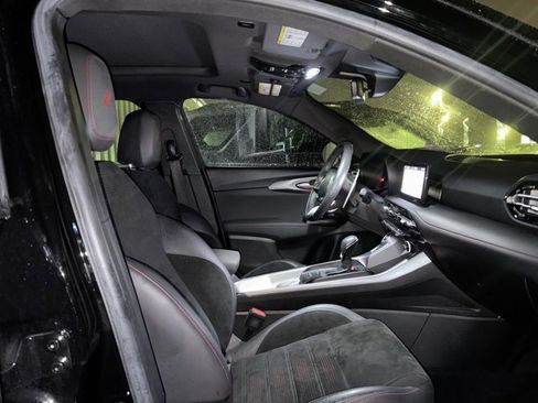 Used 2024 Dodge Hornet R/T Plus image 9